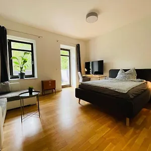 Apartment Charmante Im Gruenen, Leipzig